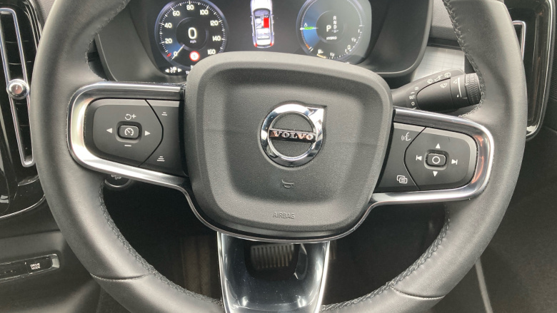 Volvo Xc40 1.5 T4 Recharge PHEV Plus Dark 5dr Auto Estate